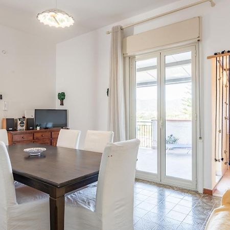 Giardini Naxos Apartment With Terrace Near The Sea Exteriör bild