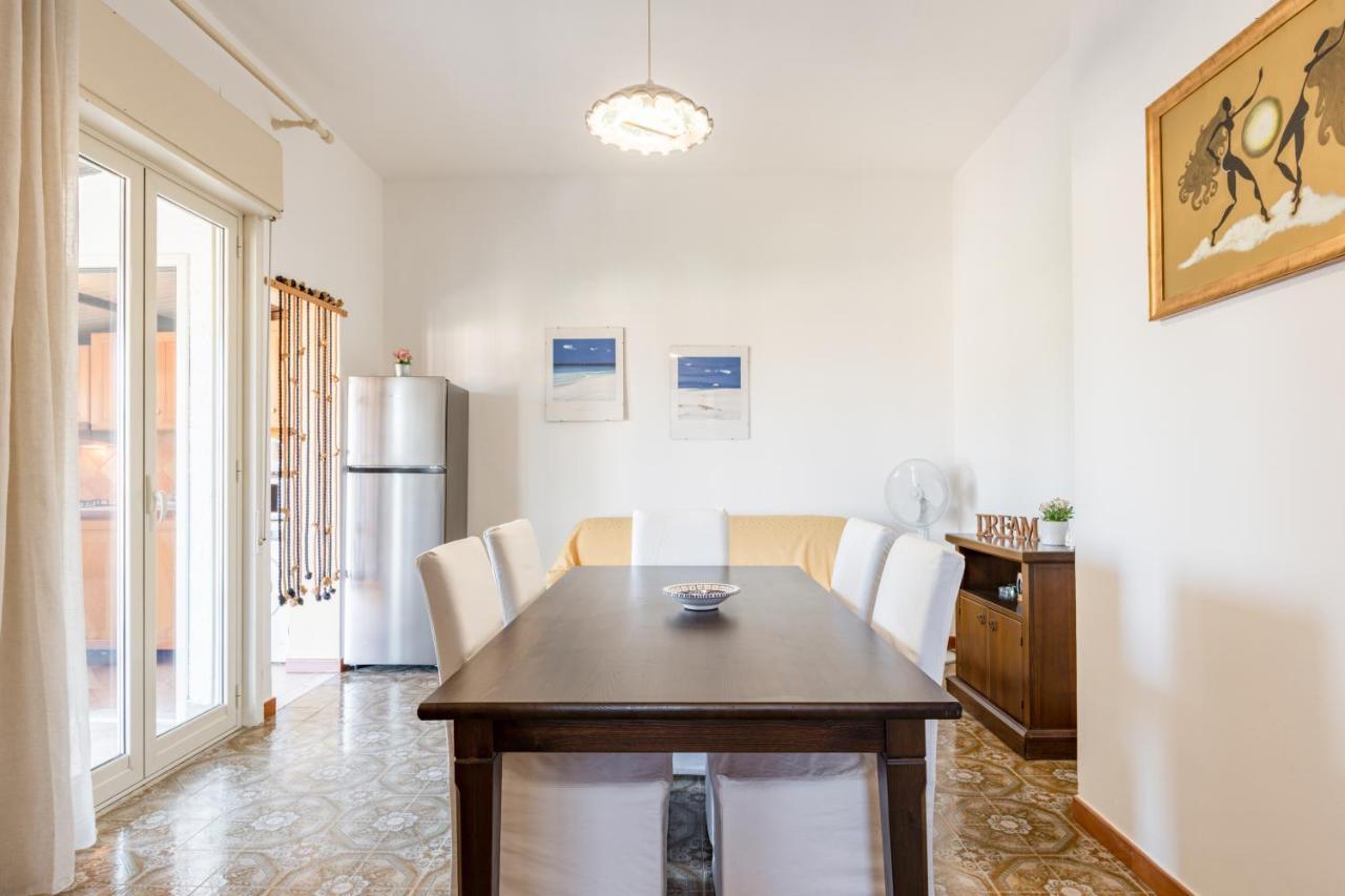 Giardini Naxos Apartment With Terrace Near The Sea Exteriör bild